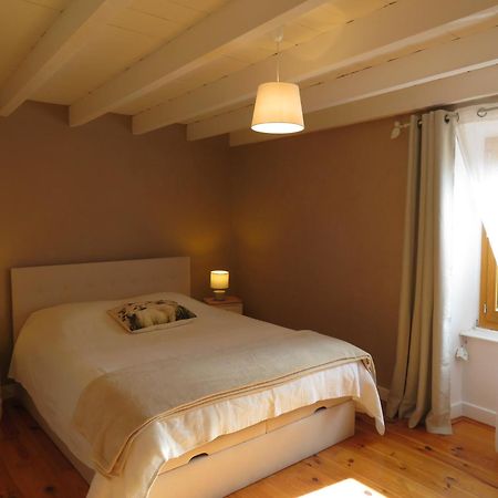 Joli Gite Rural Dans Un Havre De Paix Saint-Bonnet-le-Troncy エクステリア 写真