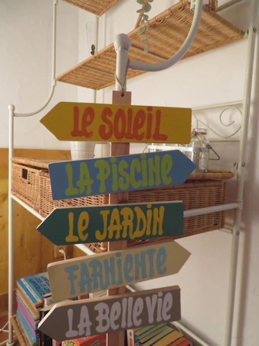 Joli Gite Rural Dans Un Havre De Paix Saint-Bonnet-le-Troncy エクステリア 写真