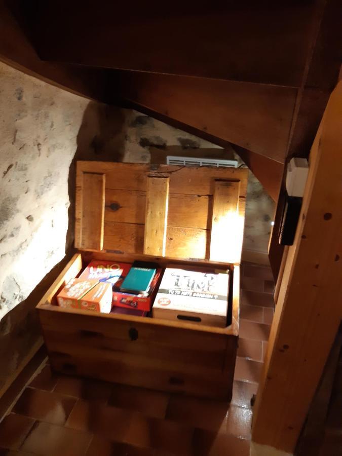 Joli Gite Rural Dans Un Havre De Paix Saint-Bonnet-le-Troncy エクステリア 写真