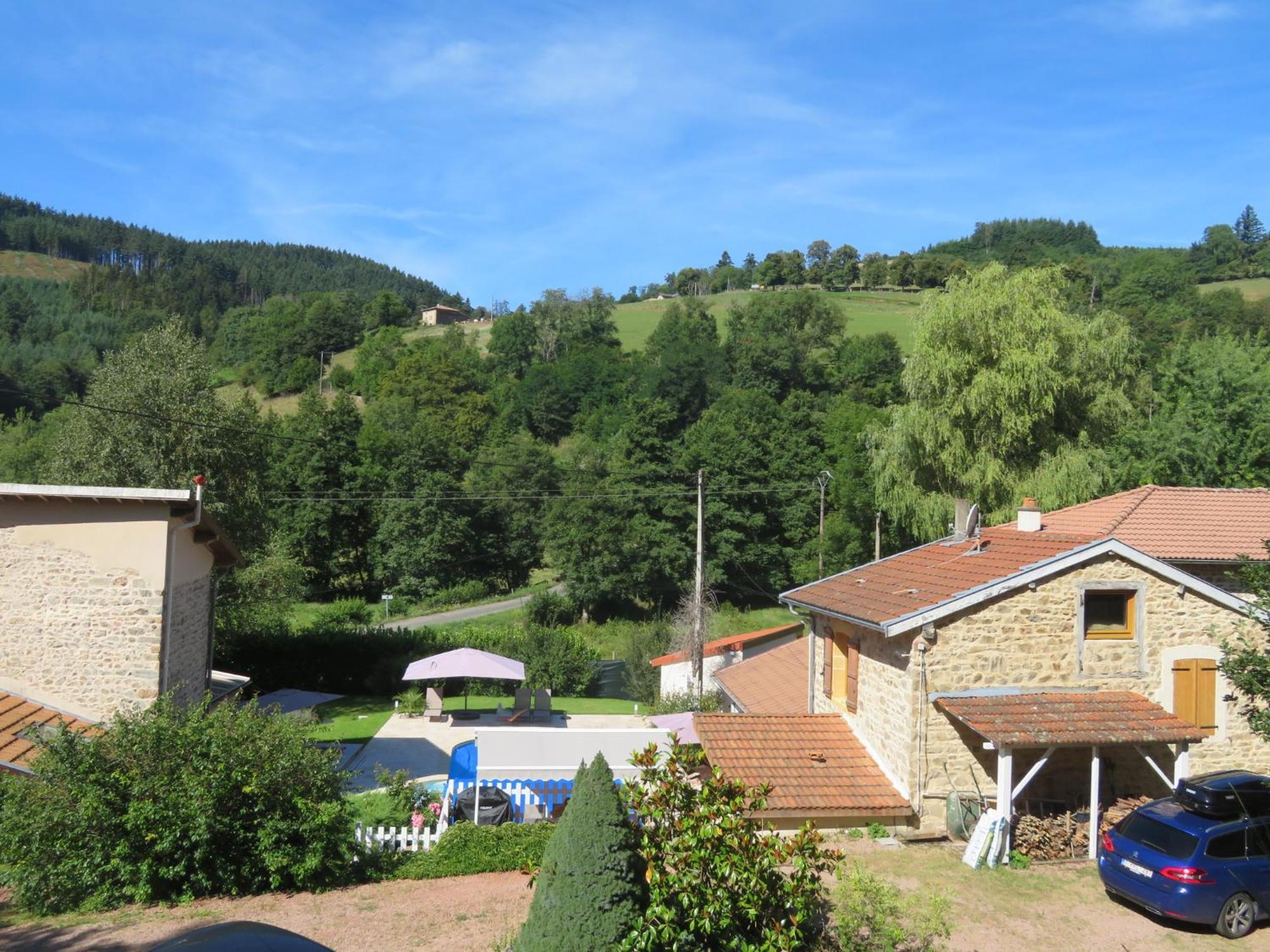 Joli Gite Rural Dans Un Havre De Paix Saint-Bonnet-le-Troncy エクステリア 写真